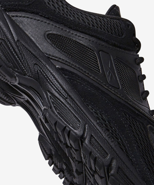 Trinity KFS - Triple Black / 100237559