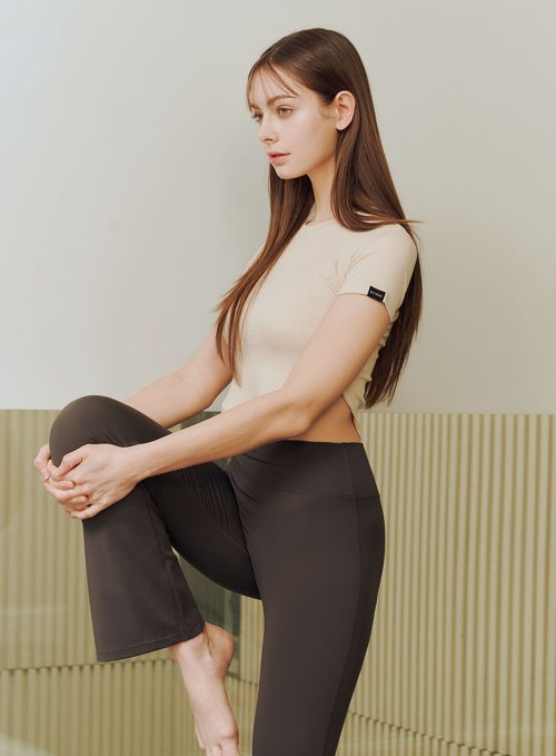 Hazel Crop Short Sleeve